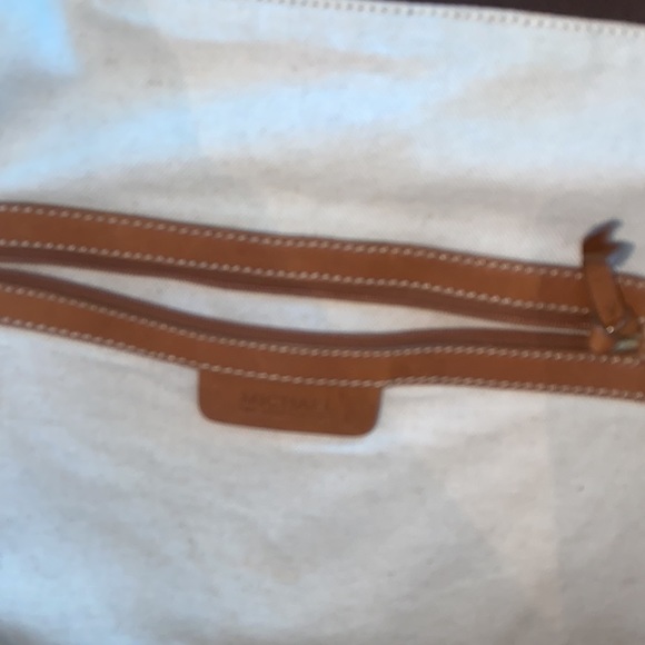 MICHAEL KORS BROWN CANVAS BEACH TOTE - Picture 2 of 4